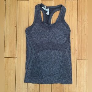 Athleta gray active tank